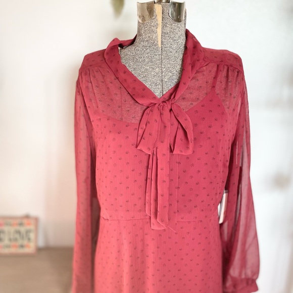 NWT burgundy red & black midi bohemian dress with sheer long sleeves - Picture 3 of 7